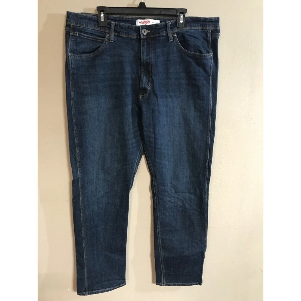 2- Wrangler Men's Classic W Back Pockets 5 Pocket Jeans Cotton Regular Fit 40x32